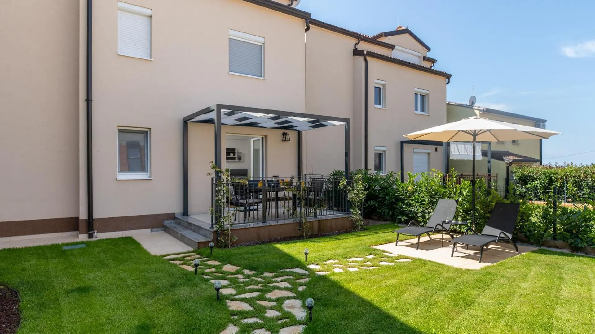 Apartment Lotta With Garden Tar-Vabriga